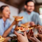objednavka-pizzy-s-dorucenim-vyhody-sluzby.webp.webp