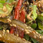 salat-se-smazenymi-okurkami-jak-dopadne-pokrm-s-neobvyklou-prisadou.webp.webp